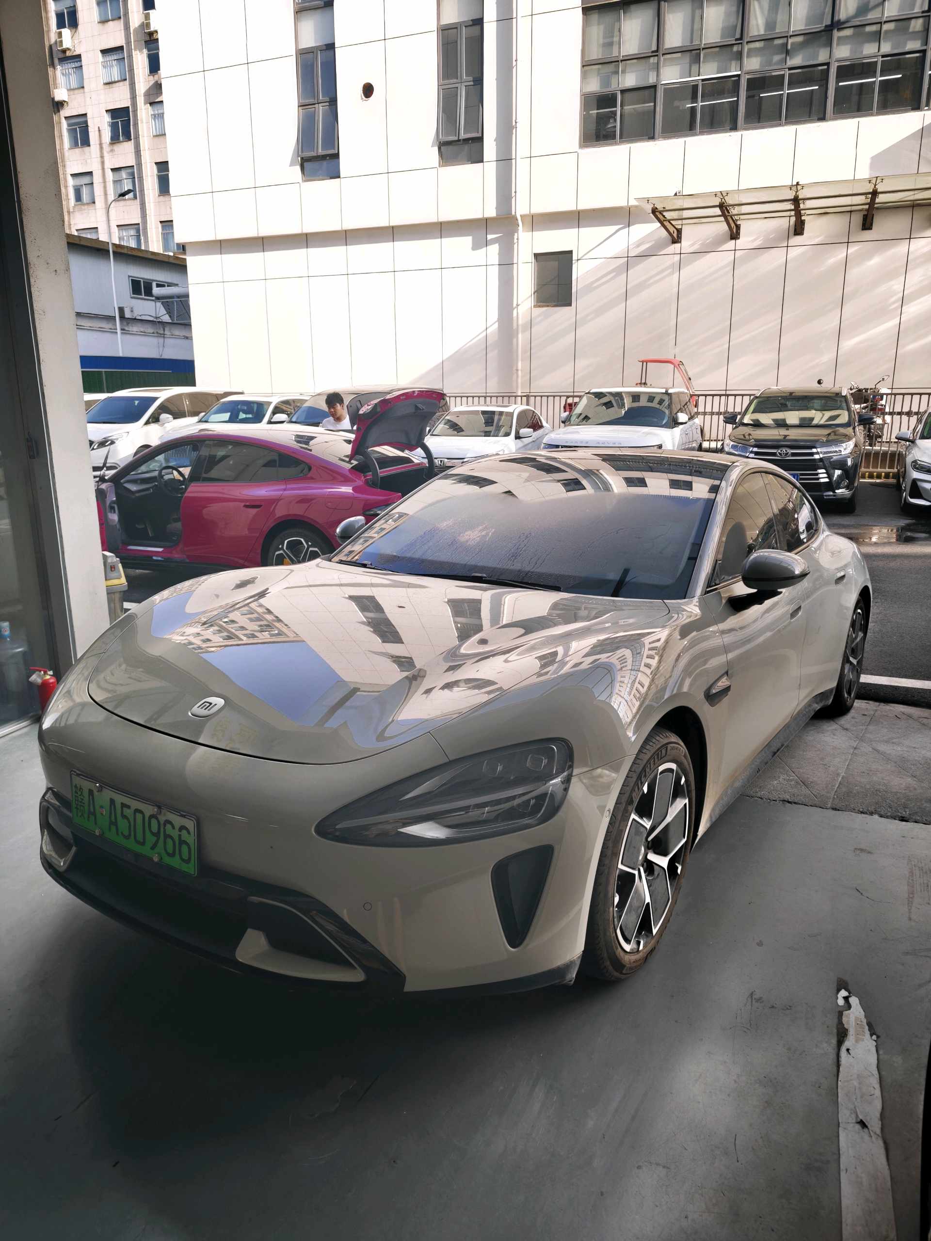 MI SU7 2024 car image 