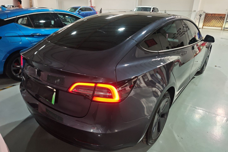 Tesla Model 3 2021 #5 Tesla Model 3 2021 immagine di auto #5