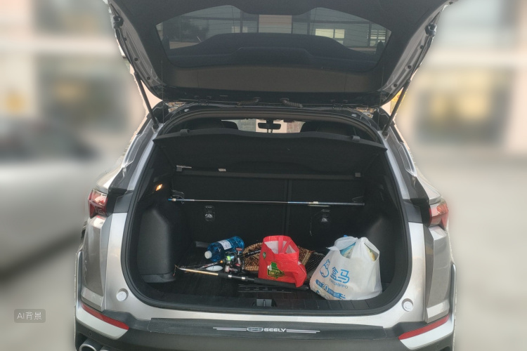 GEELY Coolray 2025 immagine di auto #21