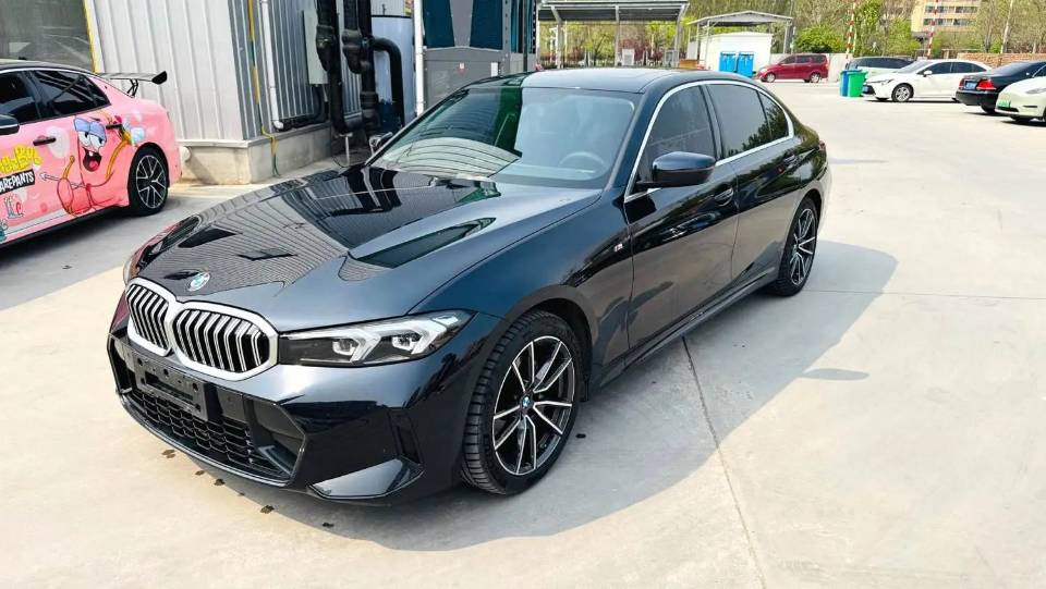 BMW 3 Series 2023 car image 