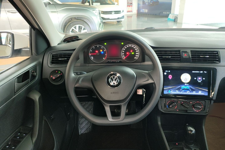 Volkswagen Santana 2020 car image #11