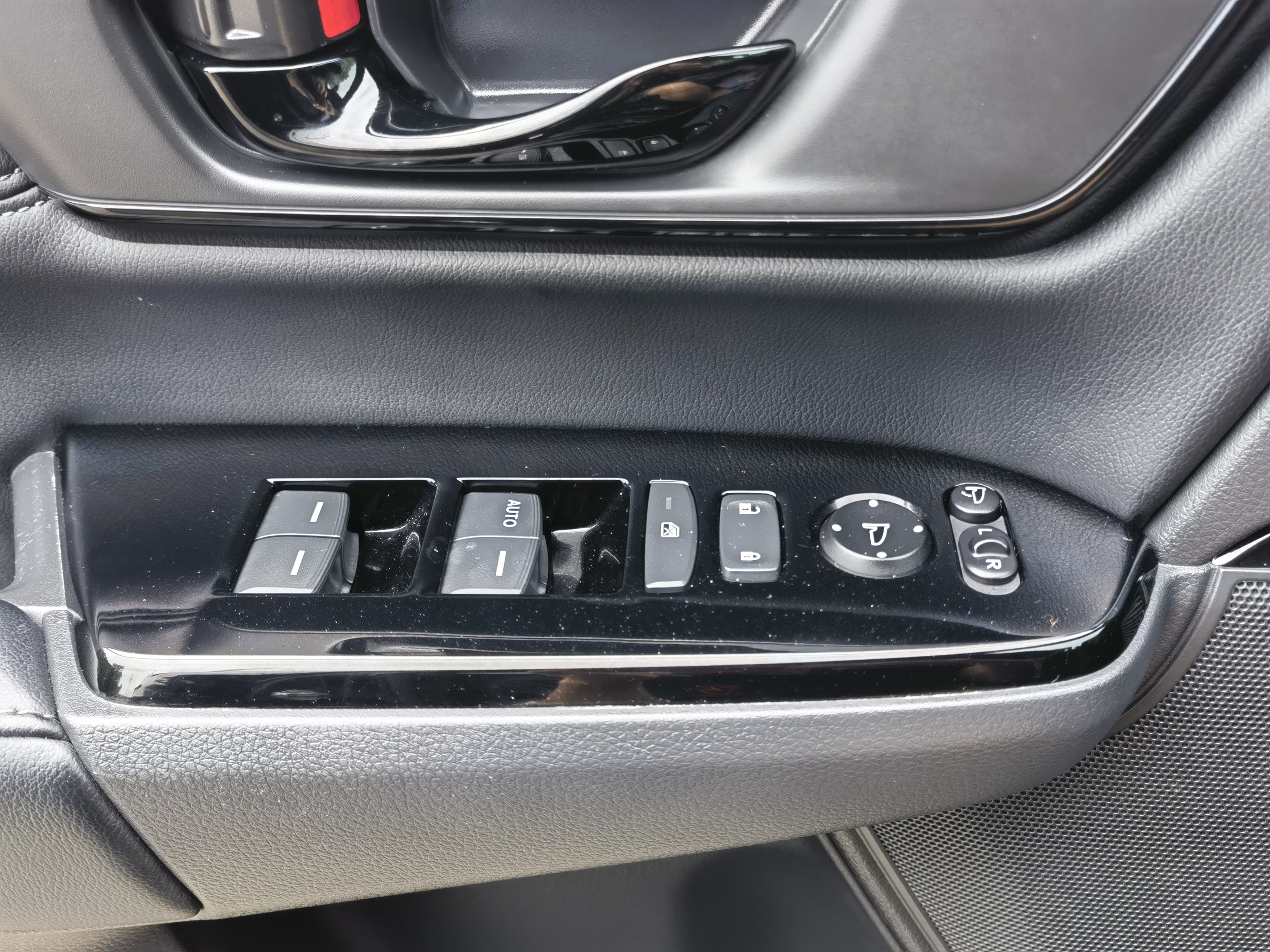 Honda CR-V 2020 #19 Honda CR-V 2020 car image #19