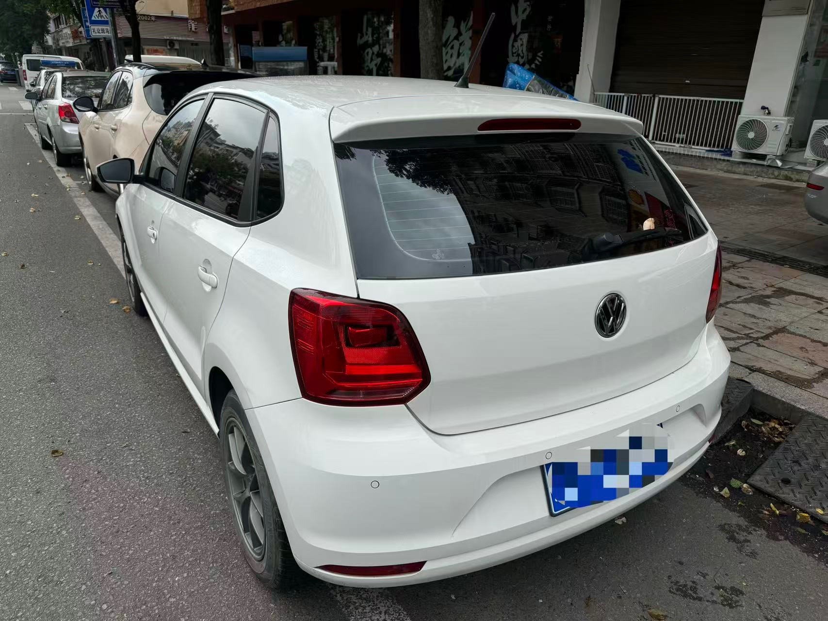 Volkswagen Polo 2019 car image #4