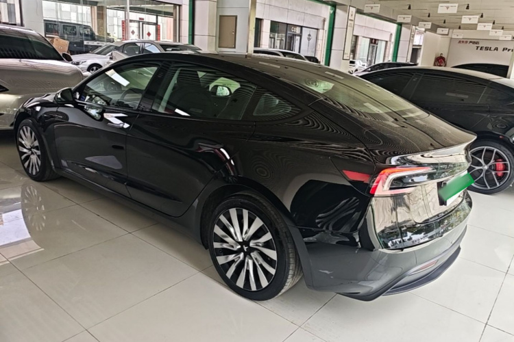 Tesla Model 3 2025 #5 Tesla Model 3 2025 immagine di auto #5