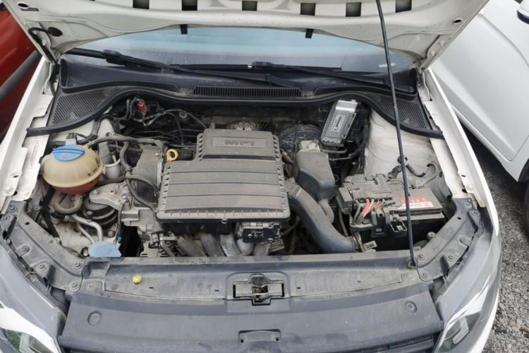 Volkswagen Polo 2016 car image #20