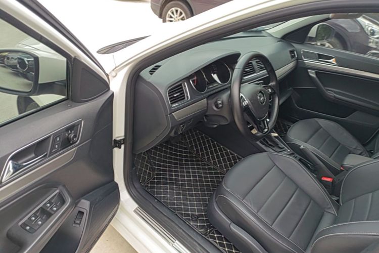Volkswagen Lavida 2018 #12 Volkswagen Lavida 2018 car image #12