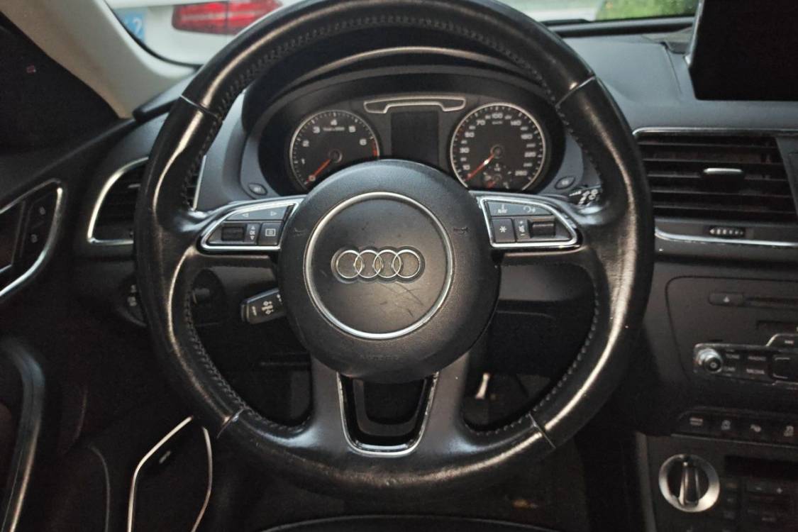 Audi Q3 2014 #22 Audi Q3 2014 car image #22