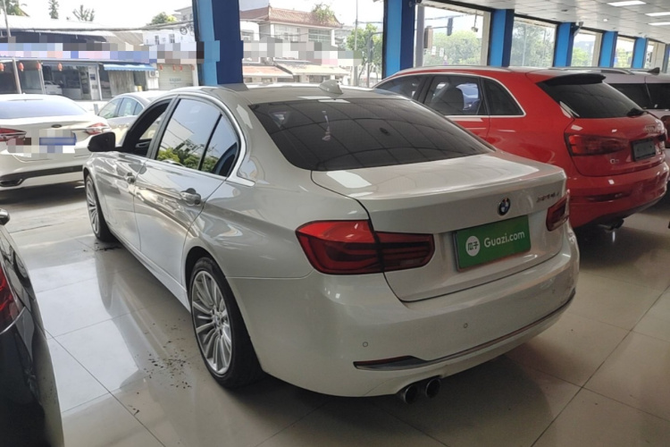 BMW 3 Series 2018 car image #5