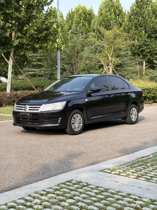 Volkswagen Santana 2015 Volkswagen Santana 2015 car image