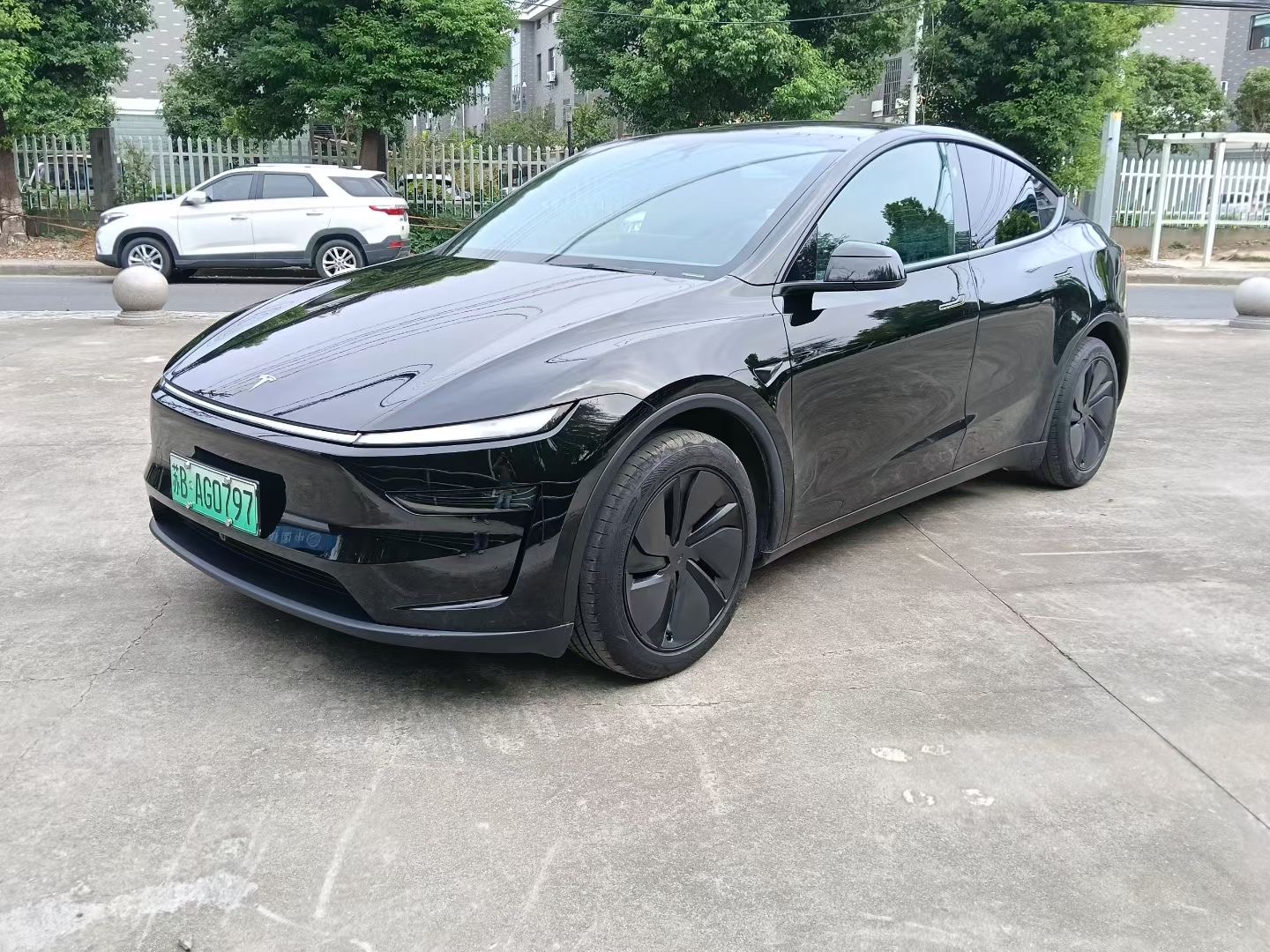 Tesla Model Y 2026 Tesla Model Y 2026 car image