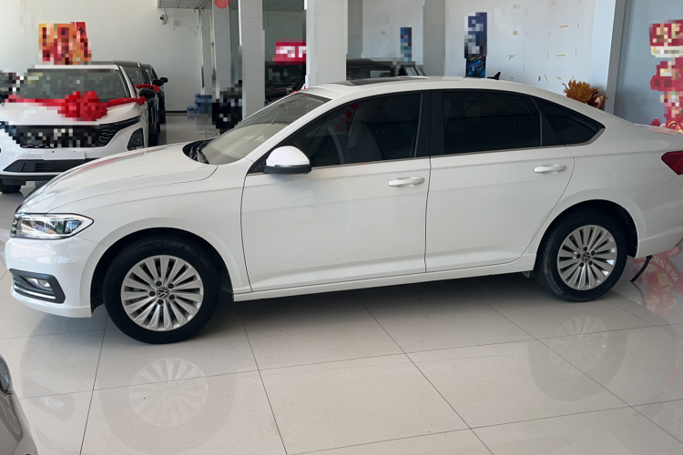 Volkswagen Lavida 2020 car image #5