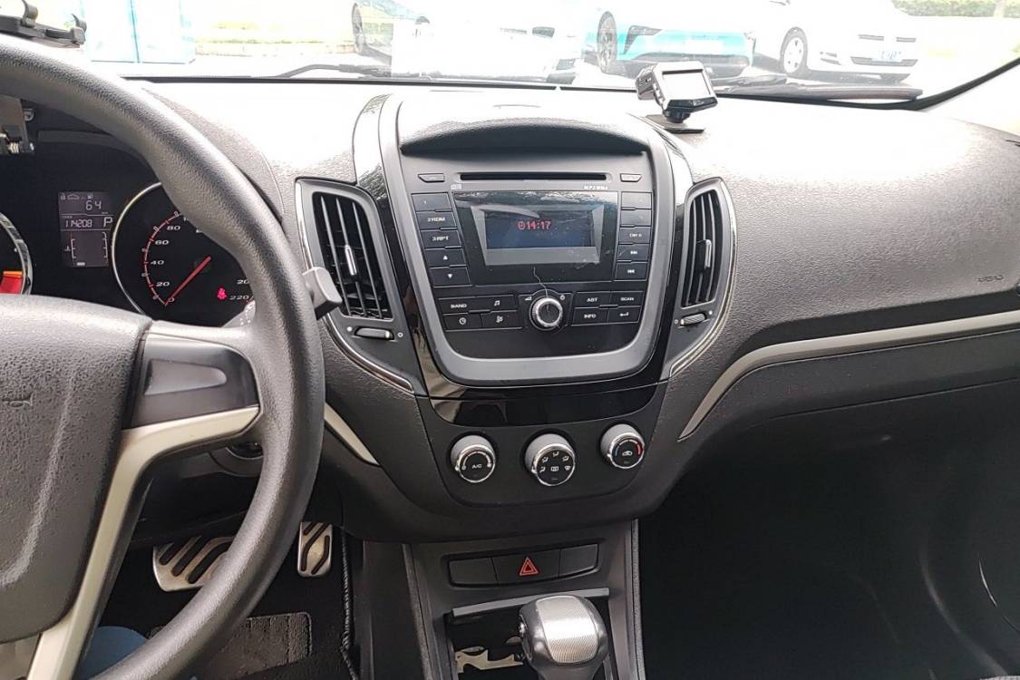 MG 5 2014 #26 MG 5 2014 car image #26