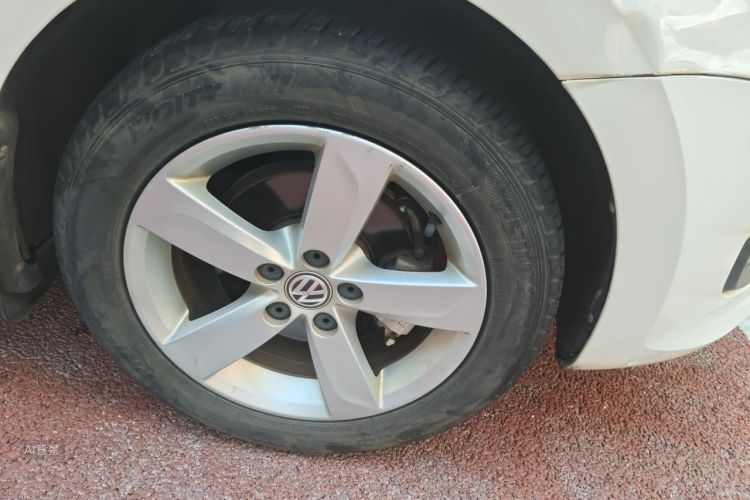 Volkswagen Santana 2016 car image #9
