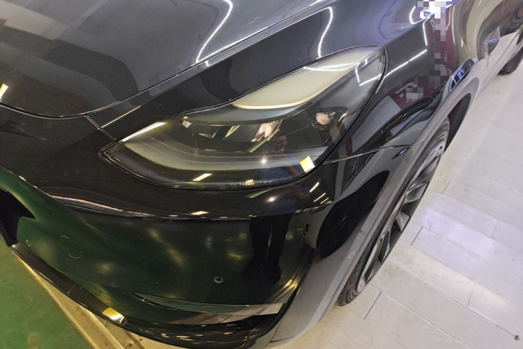 Tesla Model Y 2021 #23 Tesla Model Y 2021 car image #23