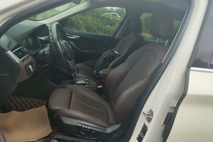 BMW X1 2020 car image #15