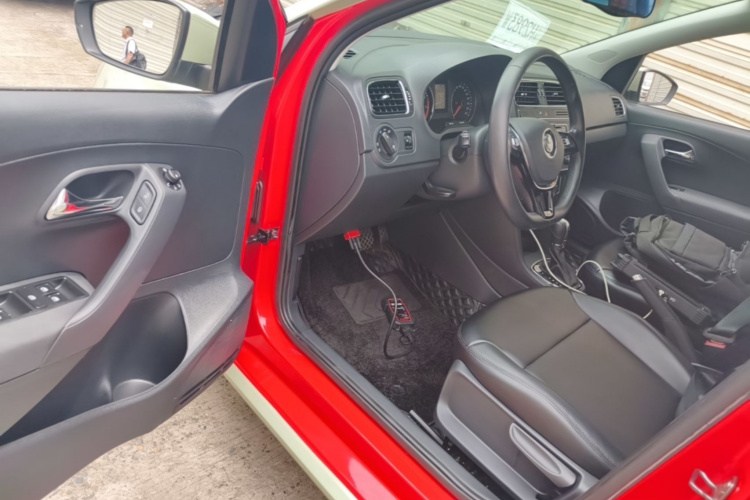 Volkswagen Polo 2017 #16 Volkswagen Polo 2017 car image #16
