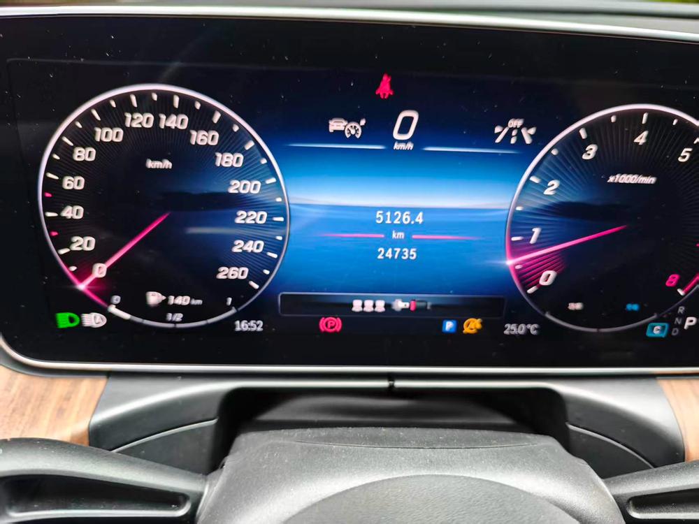 Mercedes-Benz C Class 2024 #15 Mercedes-Benz C Class 2024 image de voiture #15