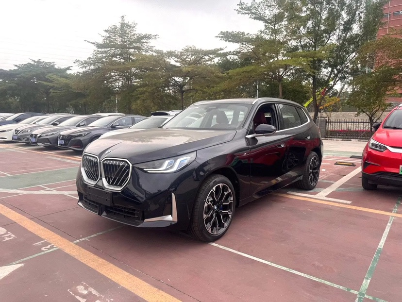 BMW X3 2026 car image 