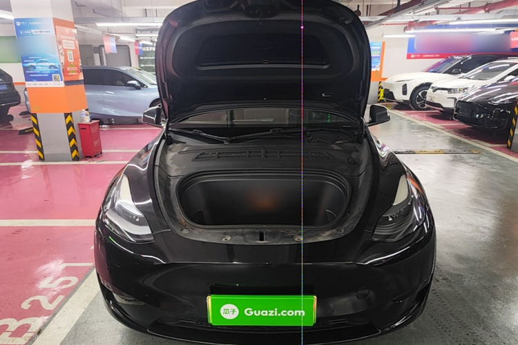 Tesla Model Y 2023 #20 Tesla Model Y 2023 car image #20