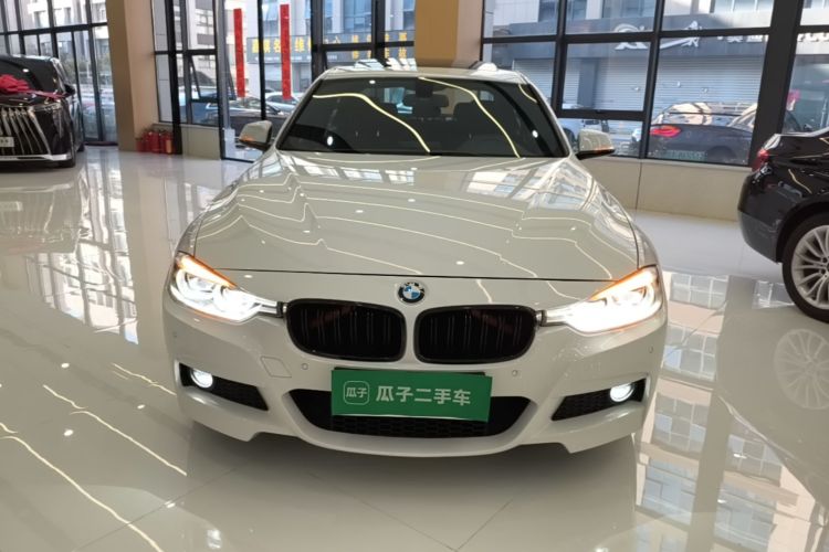 BMW 3 Series 2017 #3 BMW 3 Series 2017 car image #3