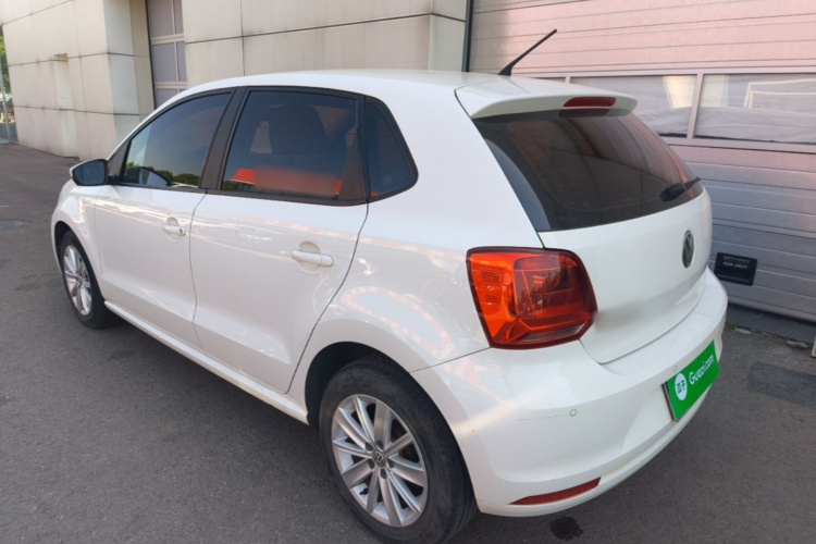 Volkswagen Polo 2015 image de voiture #5