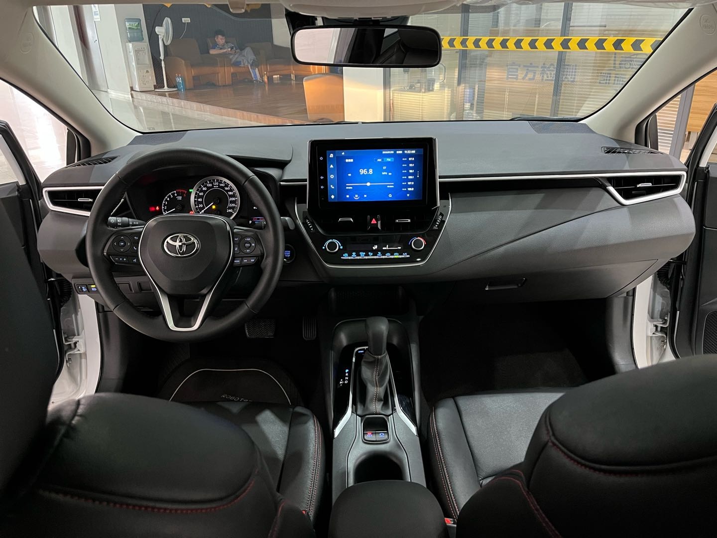 Toyota Corolla 2022 #13 Toyota Corolla 2022 изображение автомобиля #13