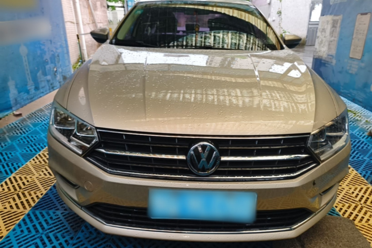 Volkswagen Bora 2017 car image #3