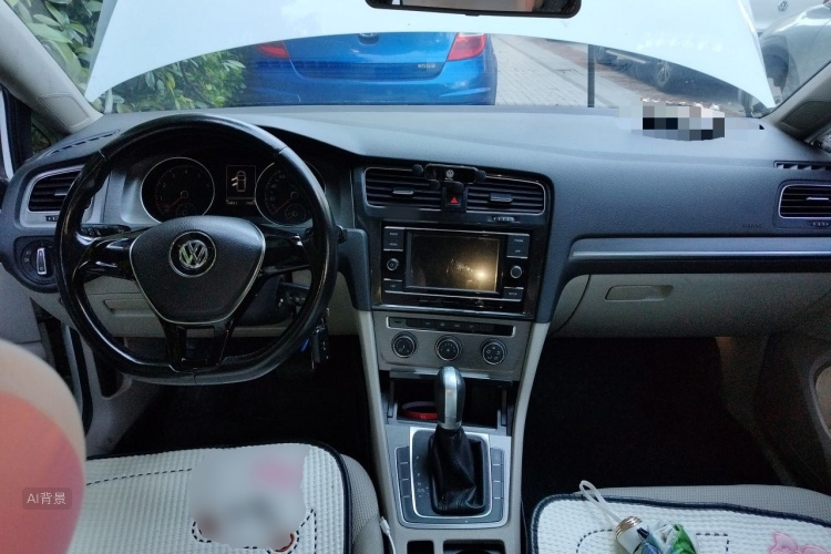 Volkswagen Golf 2015 car image #11