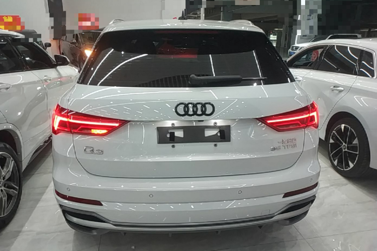 Audi Q3 2023 #6 Audi Q3 2023 car image #6