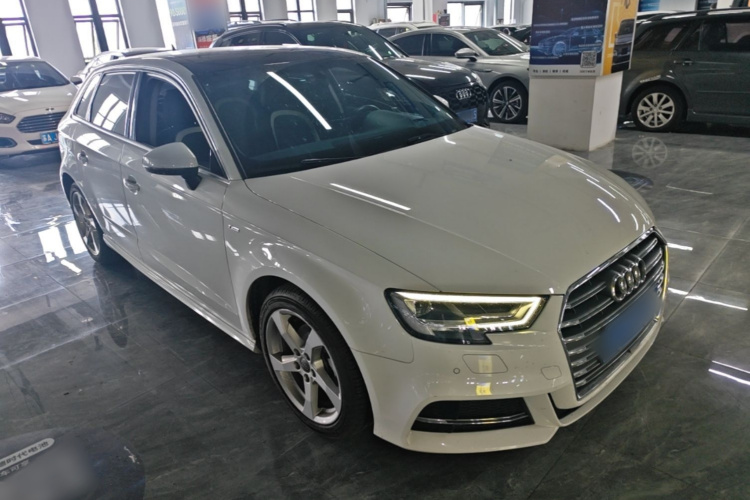 Audi A3 2021 #4 Audi A3 2021 صورة سيارة #4