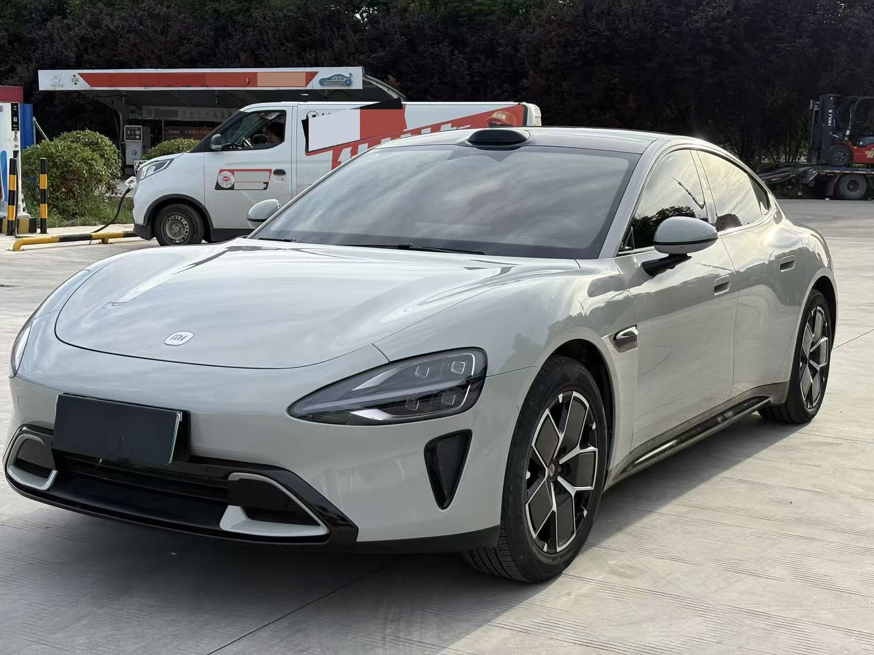 MI SU7 2025 car image 
