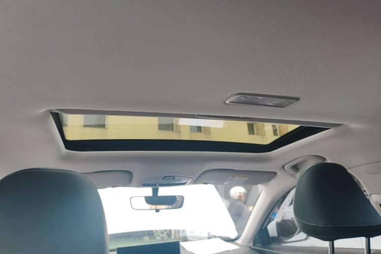 GEELY Emgrand 2024 car image #20