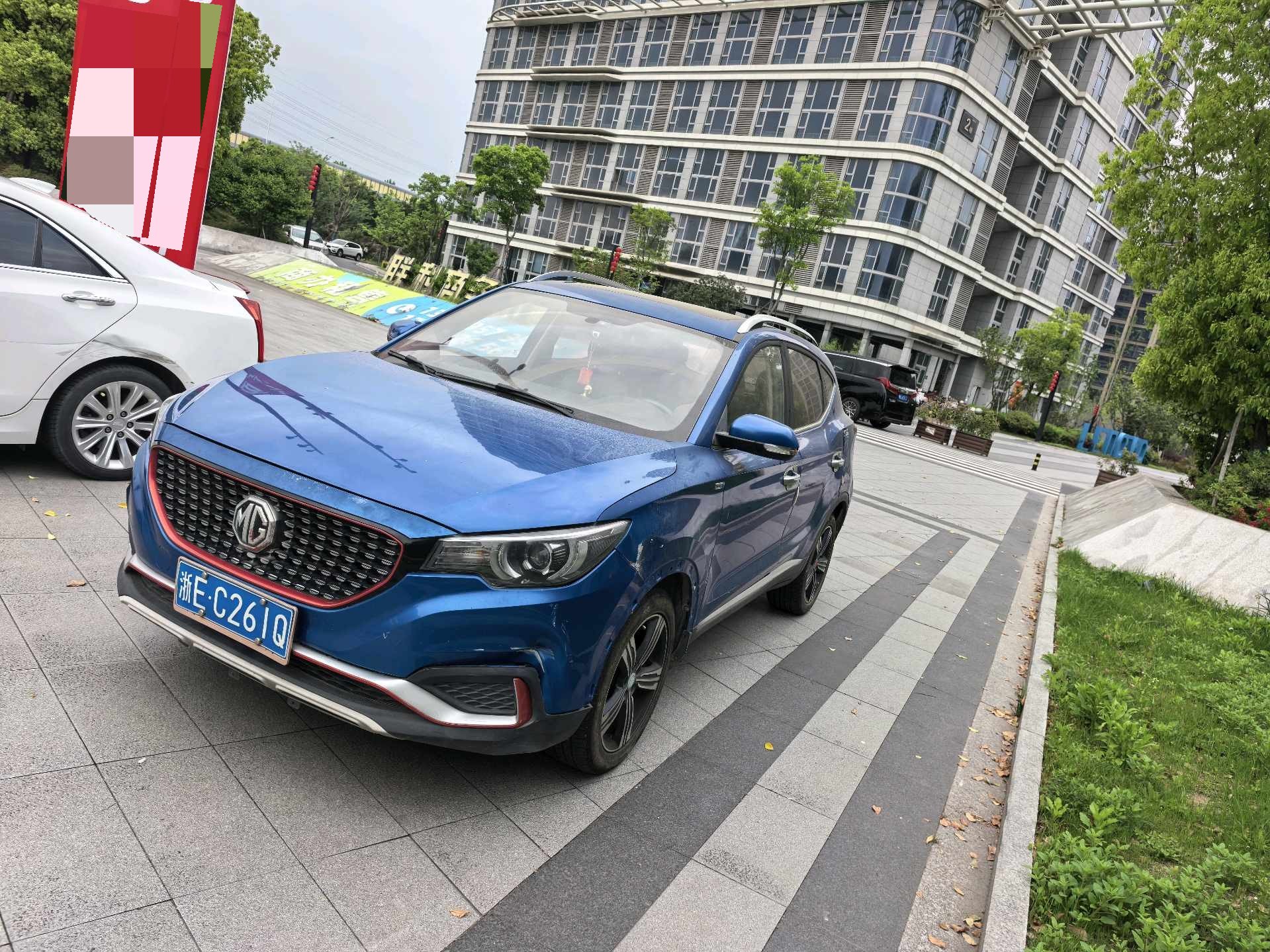 2017 2017 car image