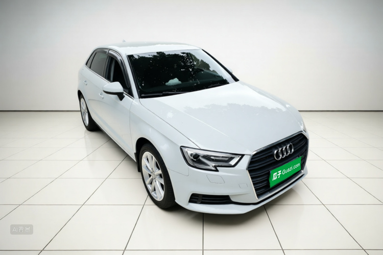 Audi A3 2018 car image #4