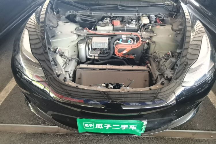 Tesla Model 3 2021 car image #20