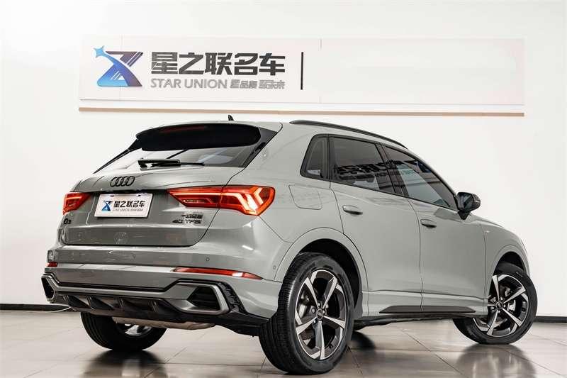 Audi Q3 2023 car image #3
