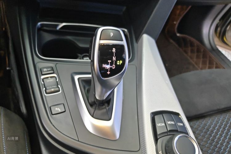 BMW 3 Series 2018 #16 BMW 3 Series 2018 immagine di auto #16