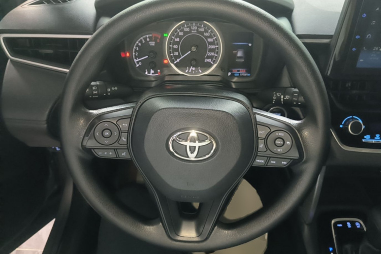 Toyota Corolla Cross 2023 car image #11