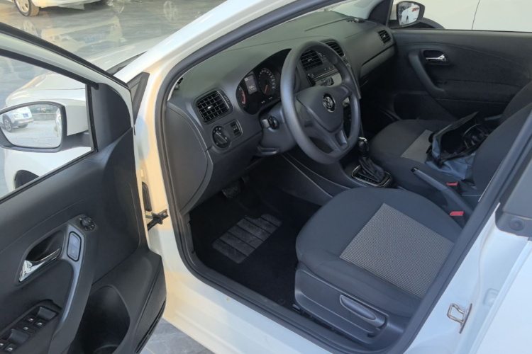 Volkswagen Polo 2019 #12 Volkswagen Polo 2019 صورة سيارة #12