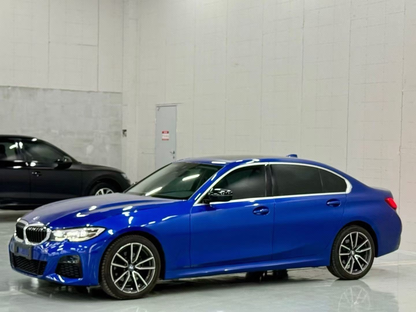 BMW 3 Series 2021 car image 
