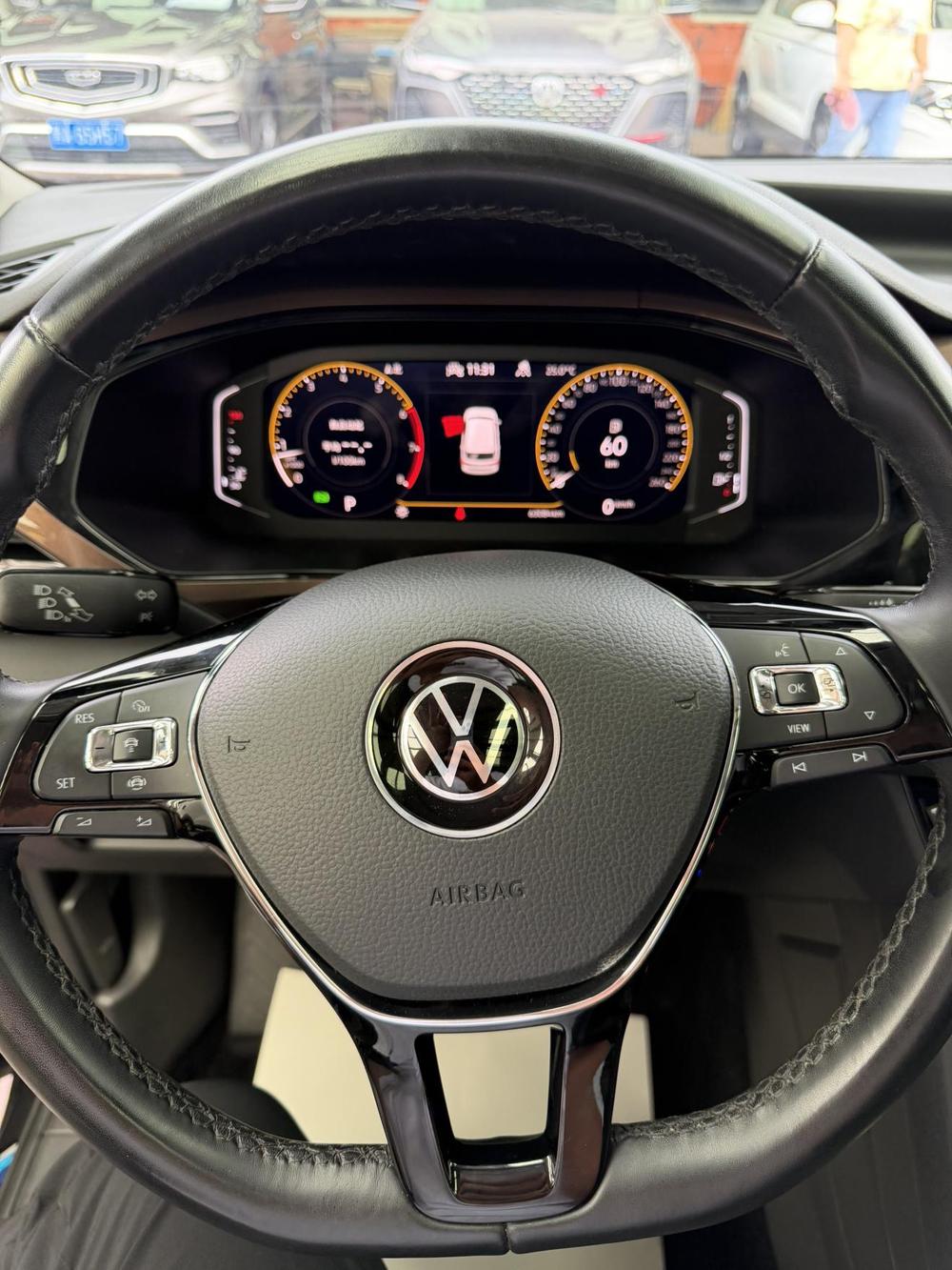 Volkswagen Tharu 2022 car image #8
