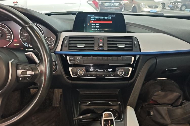 BMW 3 Series 2018 #17 BMW 3 Series 2018 car image #17