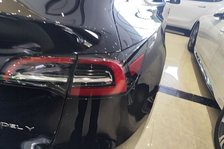Tesla Model Y 2022 #8 Tesla Model Y 2022 immagine di auto #8