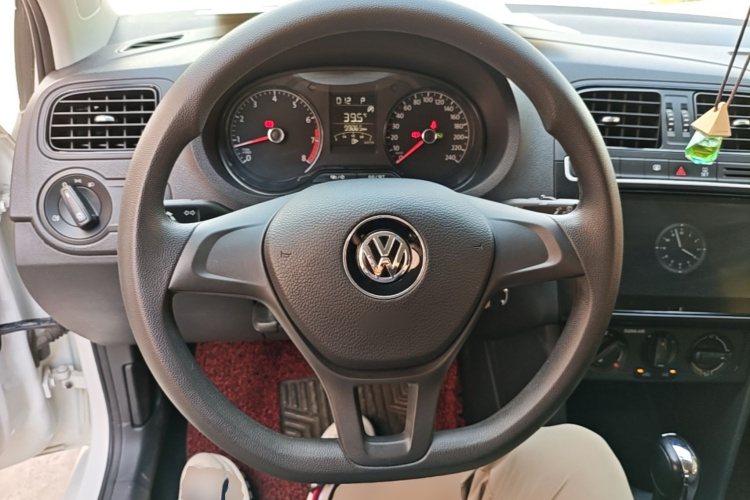 Volkswagen Polo 2019 #11 Volkswagen Polo 2019 car image #11