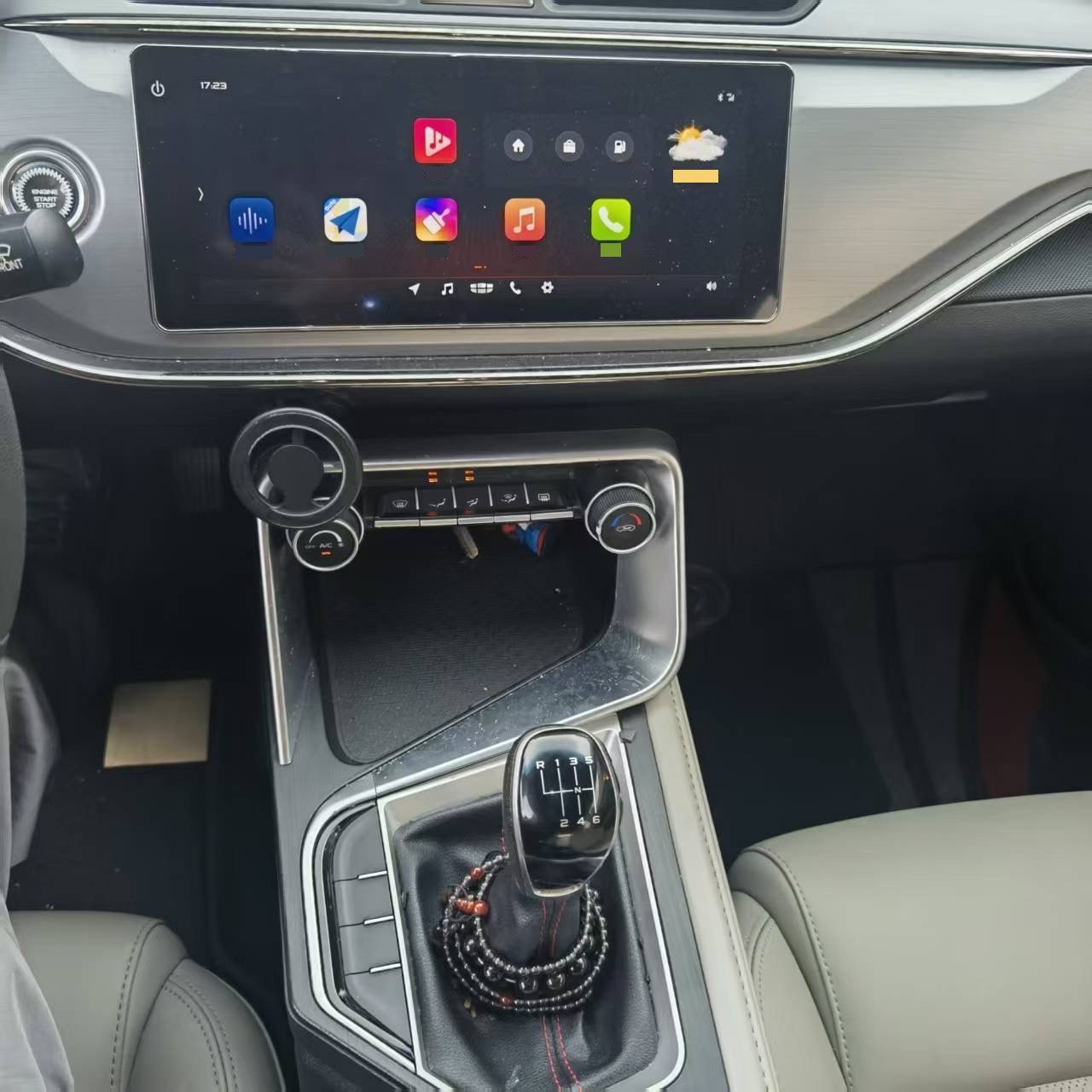 GEELY Binray 2019 image de voiture #7