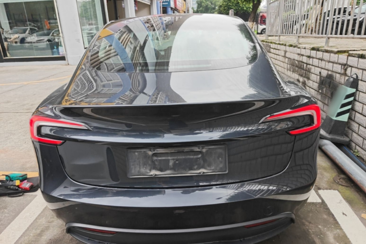 Tesla Model 3 2025 #6 Tesla Model 3 2025 car image #6