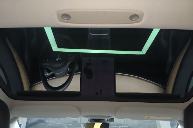 Tesla Model 3 2021 car image #20