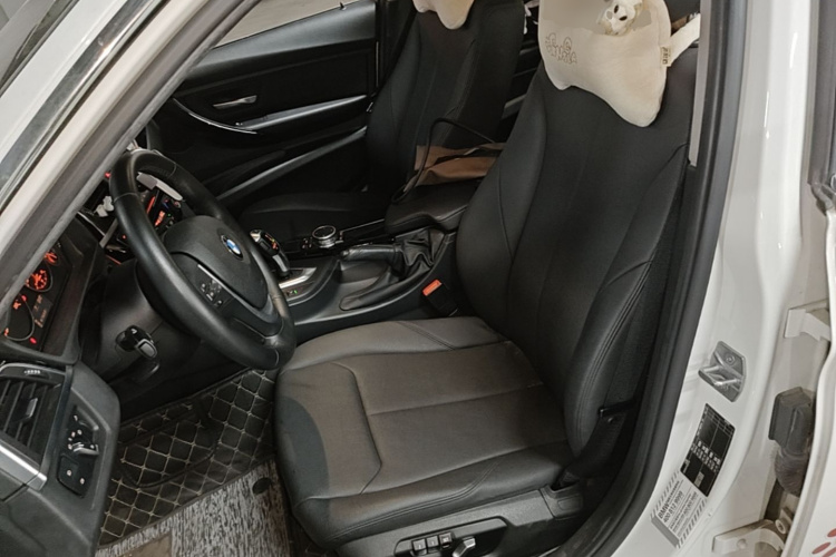 BMW 3 Series 2016 #15 BMW 3 Series 2016 car image #15