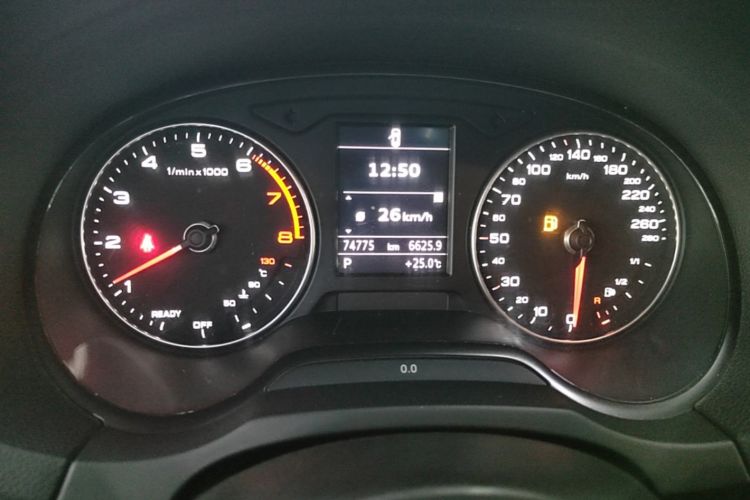Audi A3 2018 صورة سيارة #16
