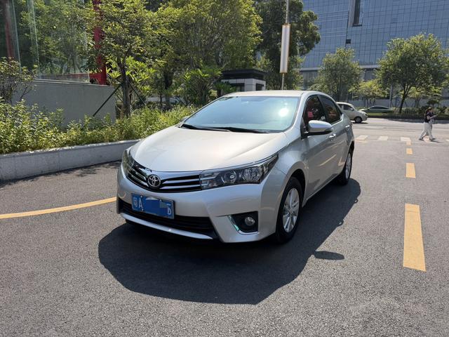 Toyota Corolla 2014 immagine di auto #16